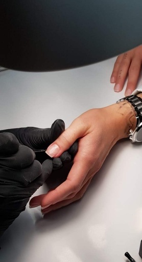 Classic Manicure